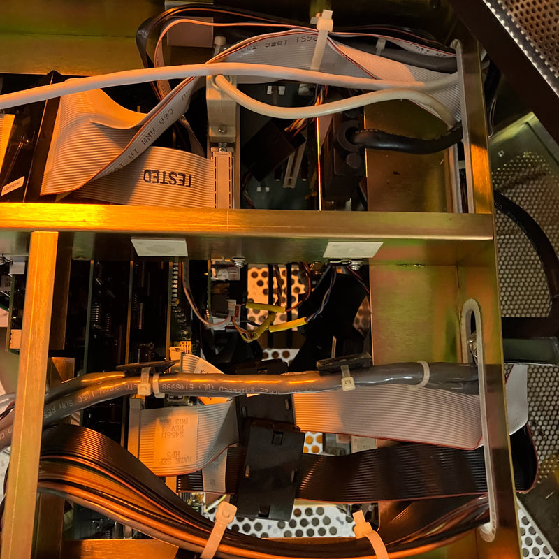 KLA Surfscan 6220 Particle Defect System