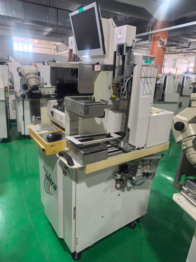 K&S Maxum Ultra Wire Bonder