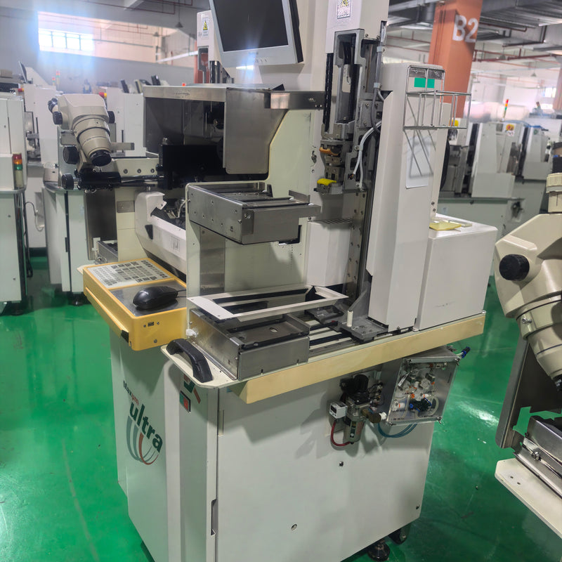 K&S Maxum Ultra Wire Bonder