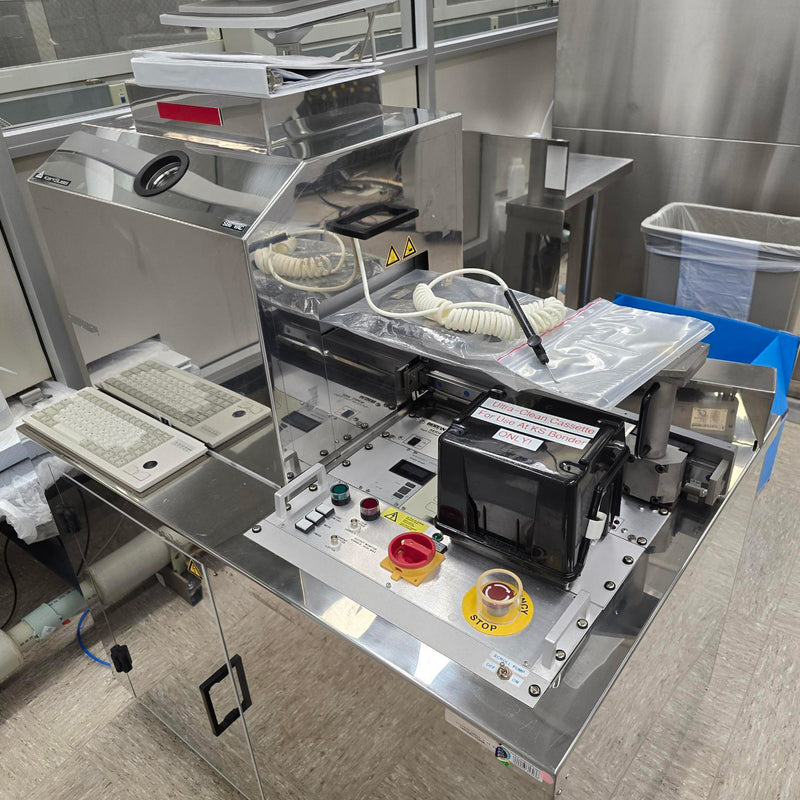 SUSS SB 6 VAC Bonder