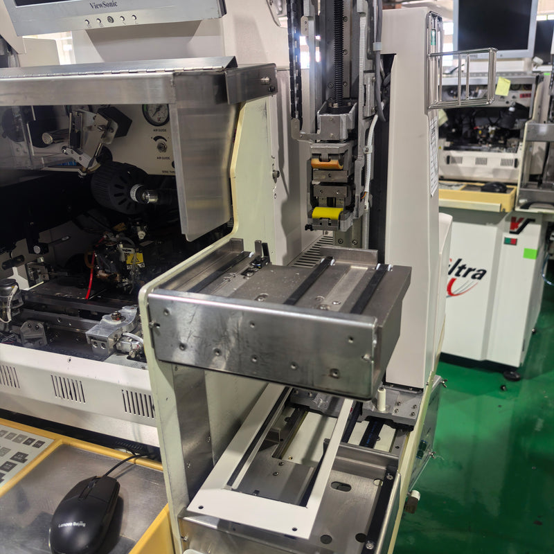 K&S Maxum Ultra Wire Bonder