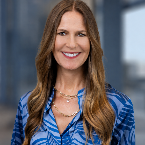 Kristin headshot