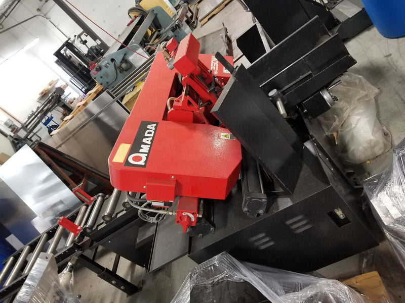 Amada HA 250 W Saw