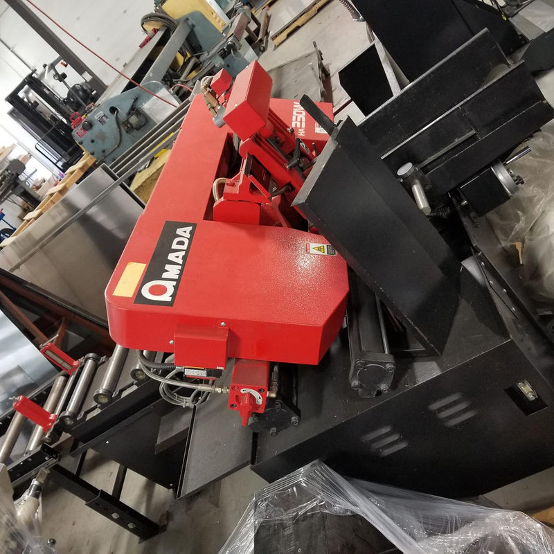 Amada HA 250 W Saw