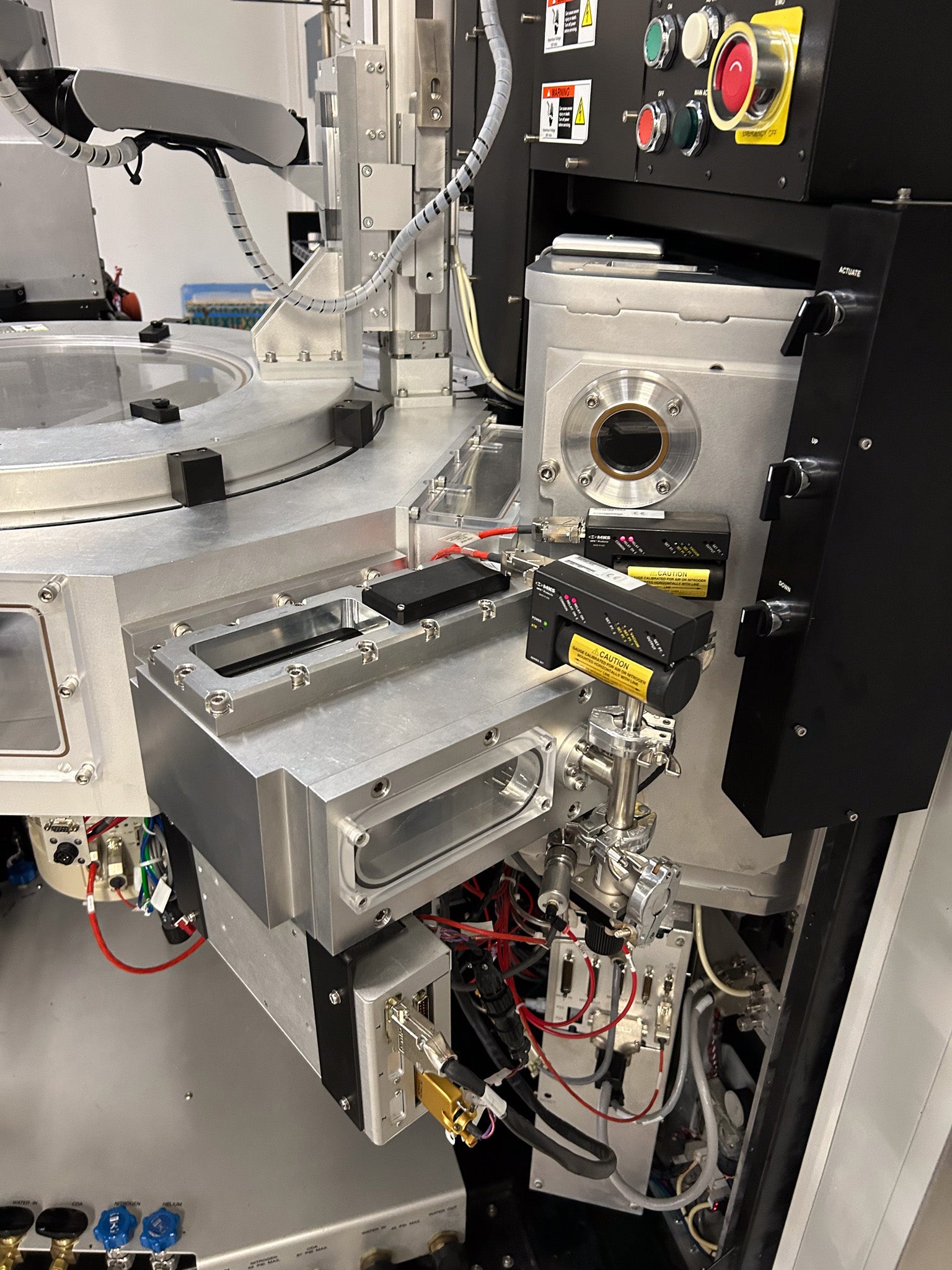 Lam Alliance 6 9400 PTX Etcher – Bridge Tronic Global