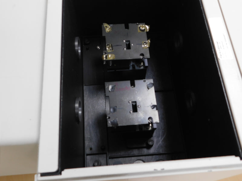 Perkin Elmer Lambda 900 UV-VIS-NIR Spectrometer (Ultraviolet-Visible-Near-Infrared)