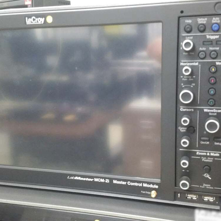 Teledyne LeCroy LabMaster 945 SZi-A Digital Oscilloscope
