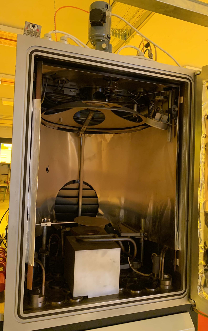 Leybold L 560 E-Beam Evaporator