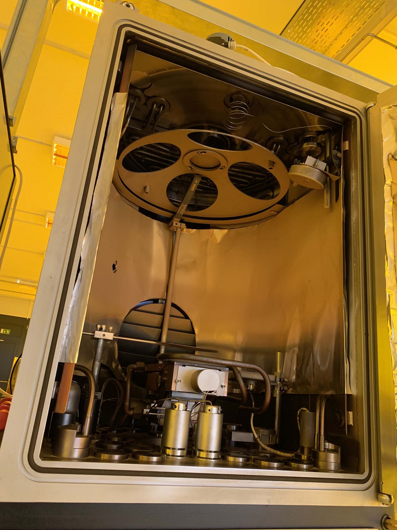 Leybold L 560 E-Beam Evaporator