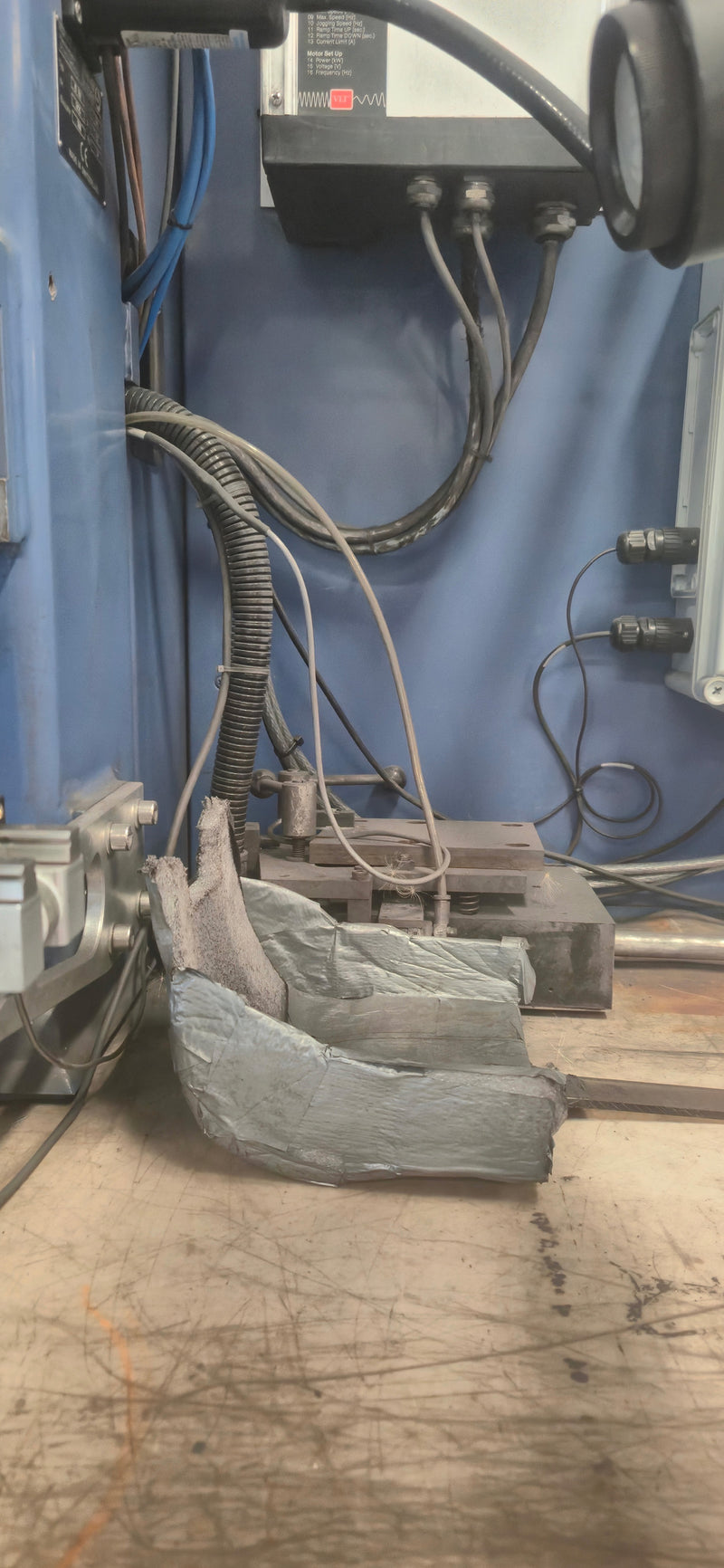 Meyer Burger TS 202 ID Saw