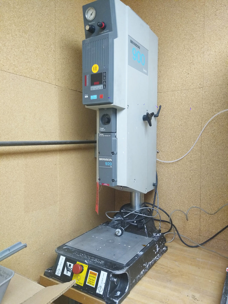 Branson 920 iw 2200 W Ultrasonic Plastic Welder