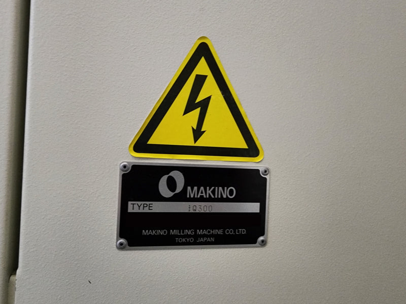 Makino iQ 300 Precision Micromachining Center
