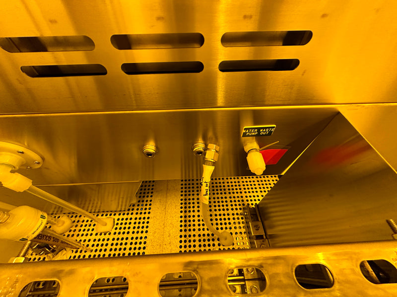 Microtech Spray Solvent Tool (SST) Wet Bench