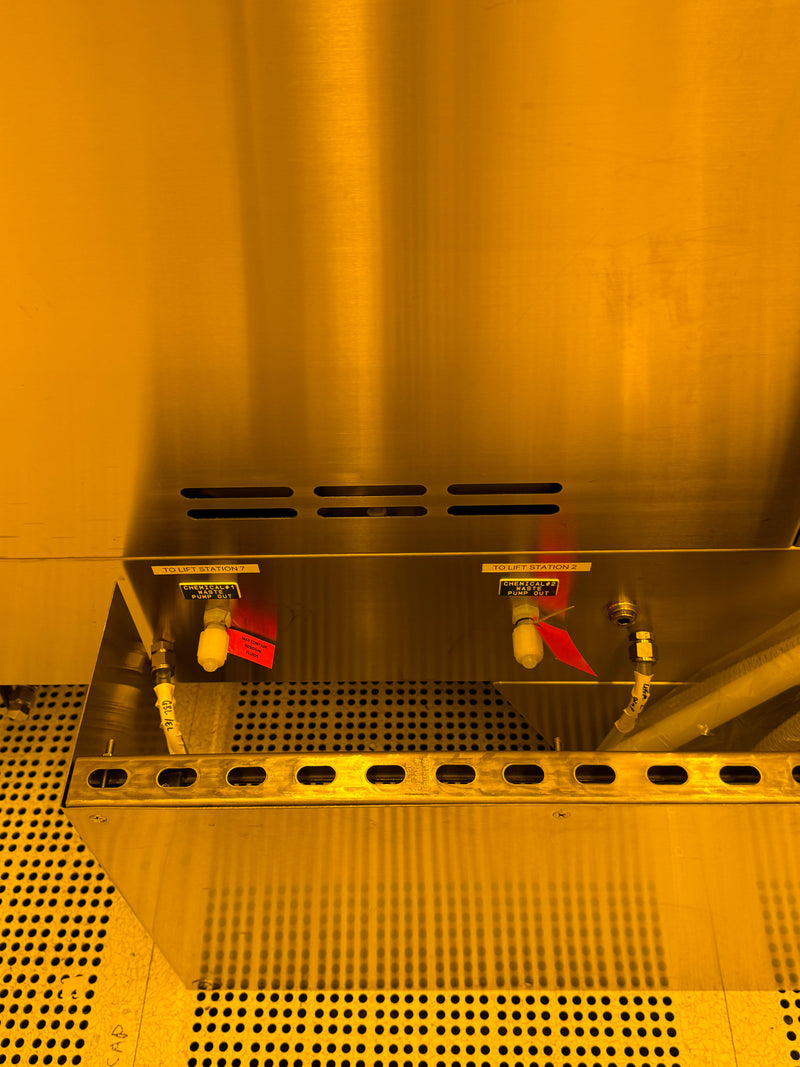 Microtech Spray Solvent Tool (SST) Wet Bench