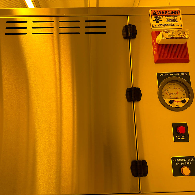 Microtech Spray Solvent Tool (SST) Wet Bench