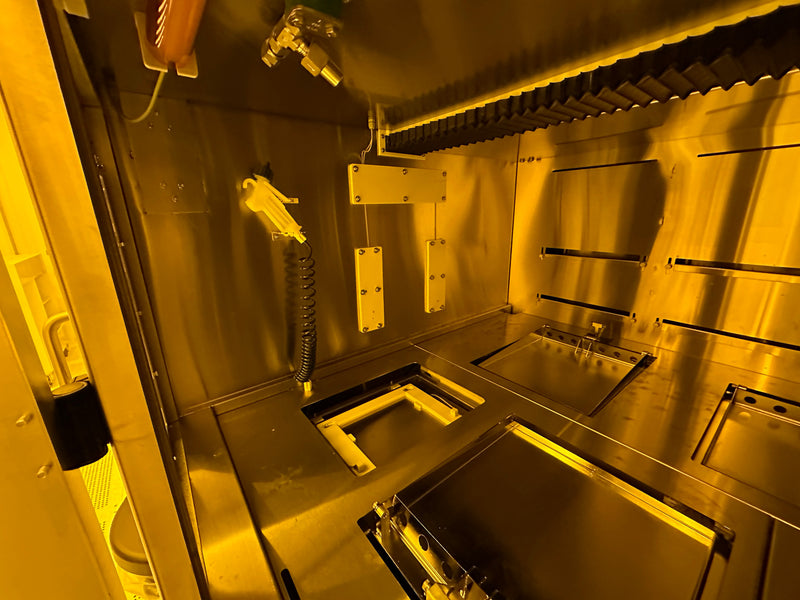 Microtech Spray Solvent Tool (SST) Wet Bench