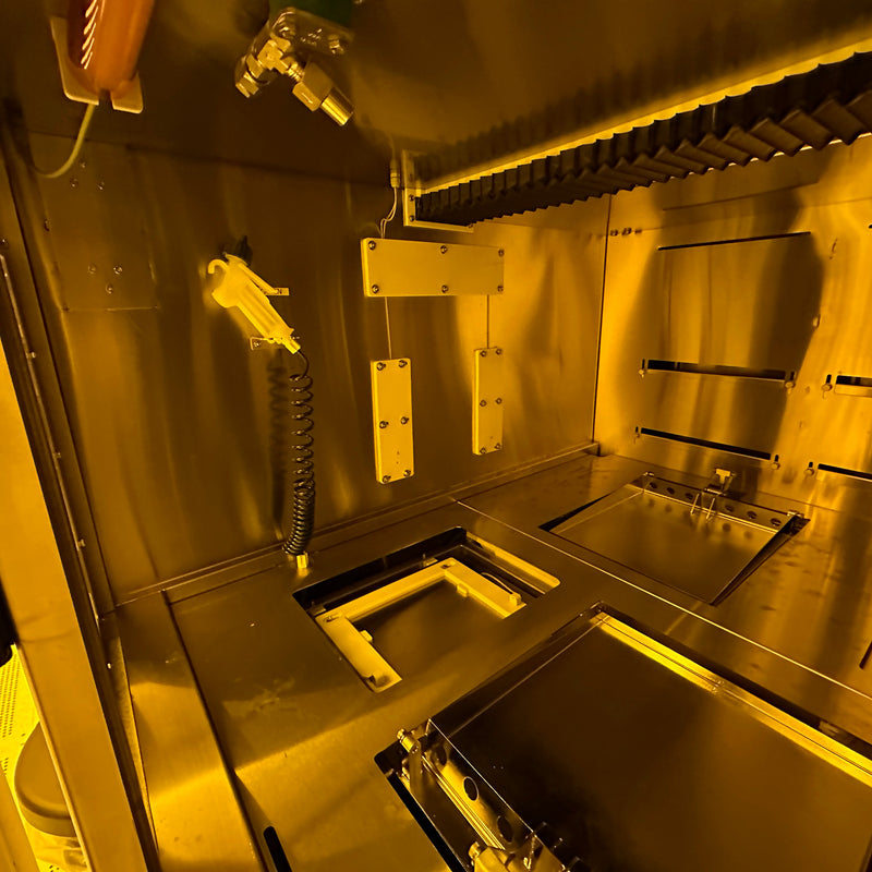 Microtech Spray Solvent Tool (SST) Wet Bench