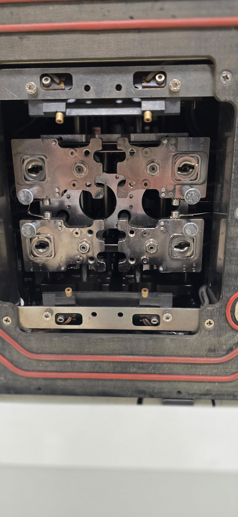 Multitest MT 9510 Handler