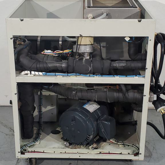 Neslab Coolflow System IV Chiller