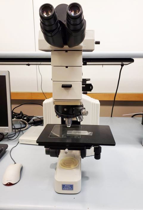Nikon Eclipse ME 600 Microscope