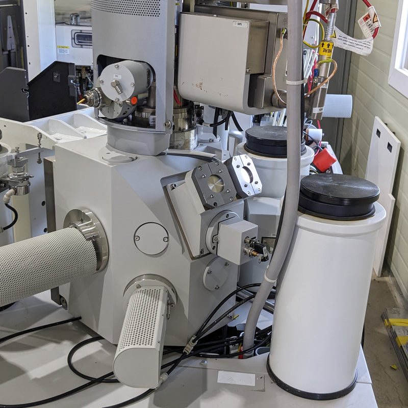 Nova NanoSEM 230 FE-SEM (Field Emission Scanning Electron Microscope)