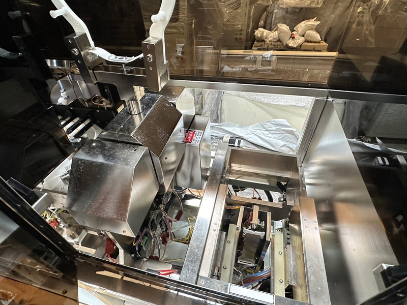 Ontrak DSS 200 Post CMP Scrubber (Chemical Mechanical Polisher)
