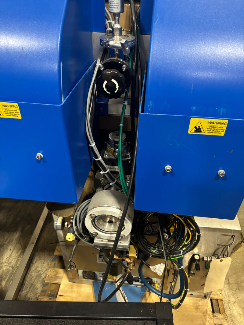 Oxford 800 PECVD (Plasma-Enhanced Chemical Vapor Deposition)