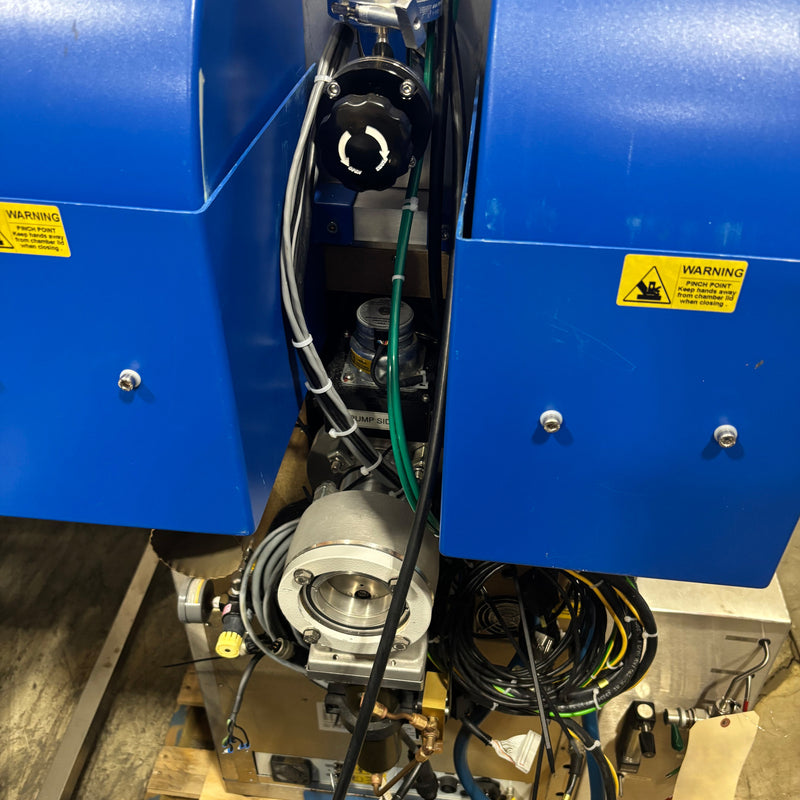 Oxford 800 PECVD (Plasma-Enhanced Chemical Vapor Deposition)