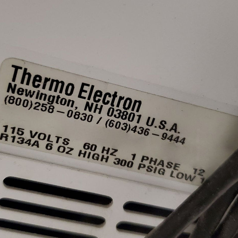 Oxford Plasmalab 800 Plus RIE (Reactive Ion Etcher)