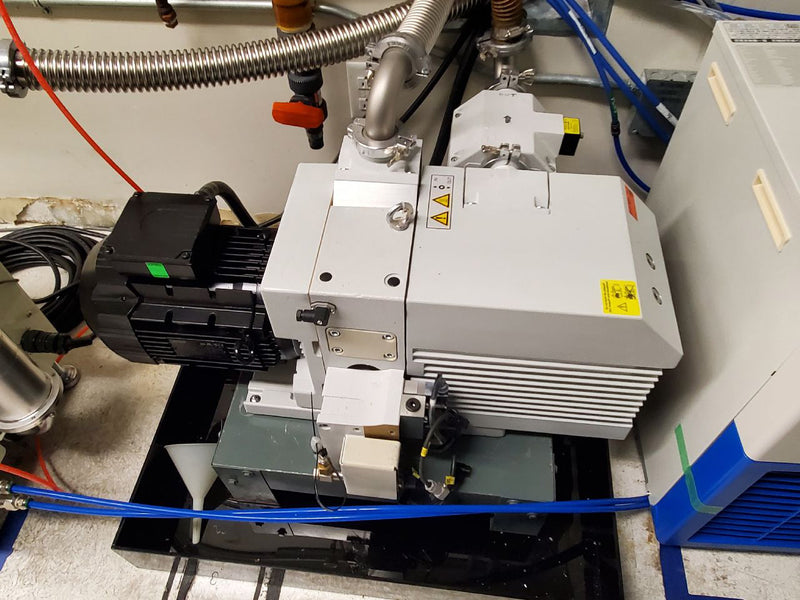 Oxford Plasmalab 800 Plus RIE (Reactive Ion Etcher)