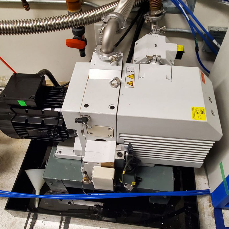 Oxford Plasmalab 800 Plus RIE (Reactive Ion Etcher)