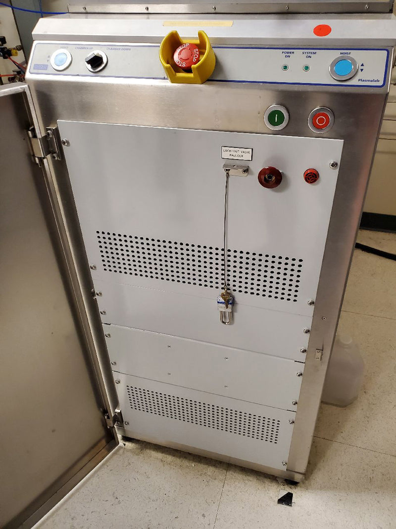 Oxford Plasmalab 800 Plus RIE (Reactive Ion Etcher)