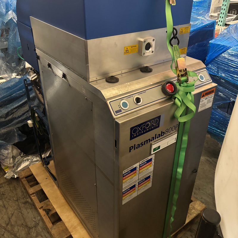 Oxford 800 PECVD (Plasma-Enhanced Chemical Vapor Deposition)
