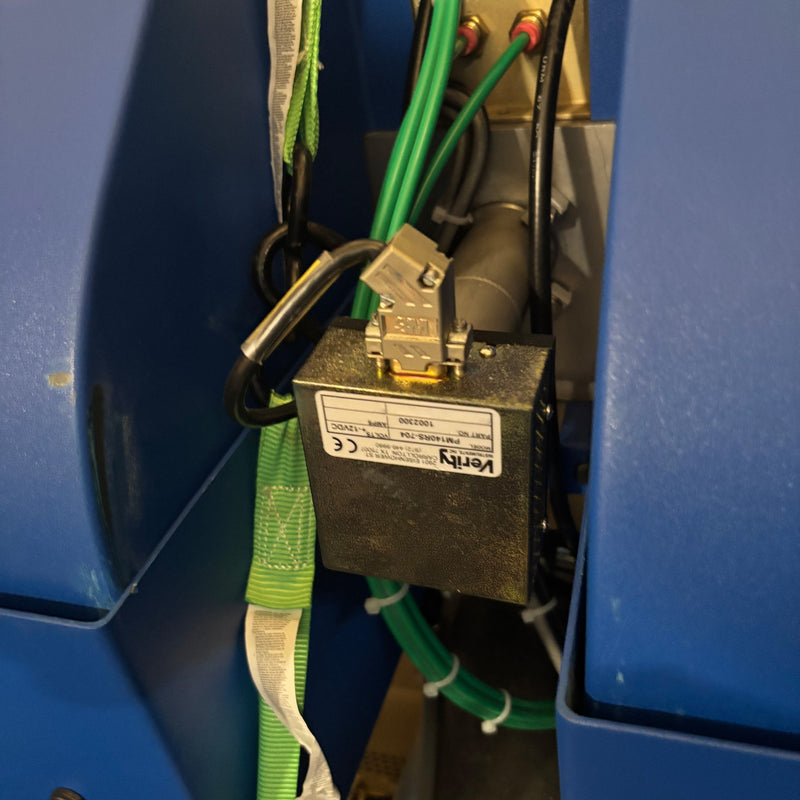 Oxford 800 PECVD (Plasma-Enhanced Chemical Vapor Deposition)