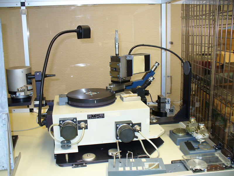 Stoe STADI XRD (X-ray Diffractometer)