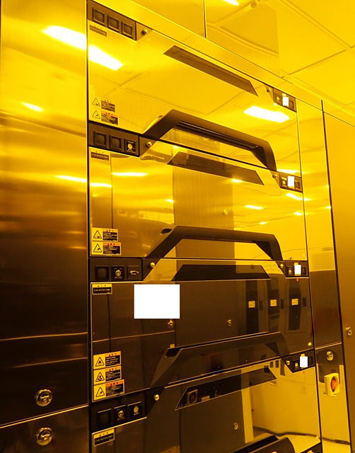 Tel Clean Track Lithius Coater / Developer