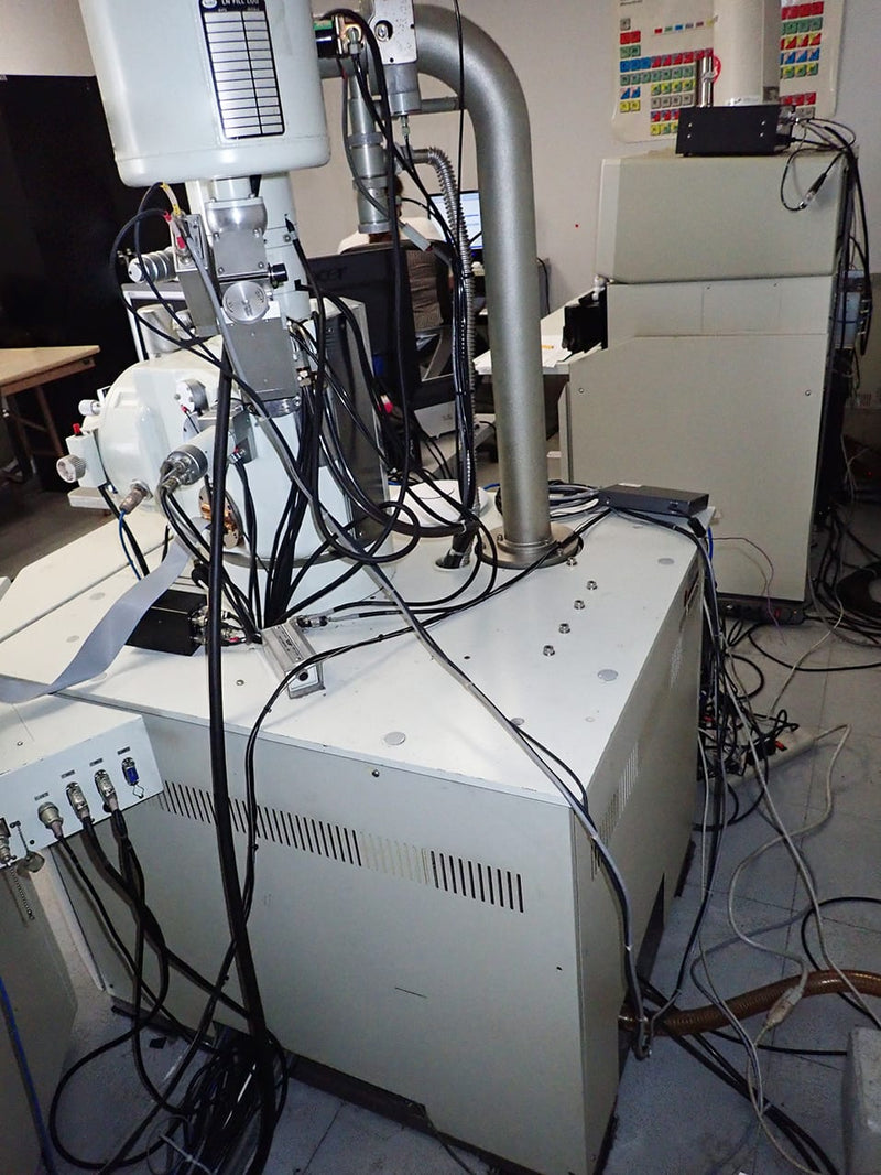 Jeol 6400 SEM (Scanning Electron Microscope)
