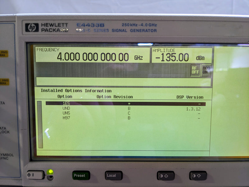 Agilent E 4433 B ESG D Series Signal Generator