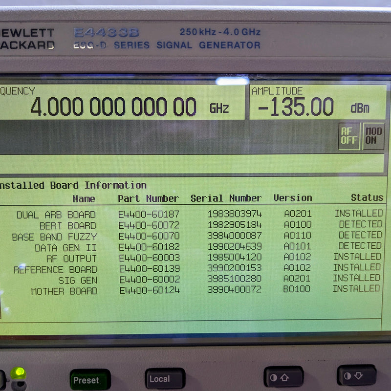 Agilent E 4433 B ESG D Series Signal Generator