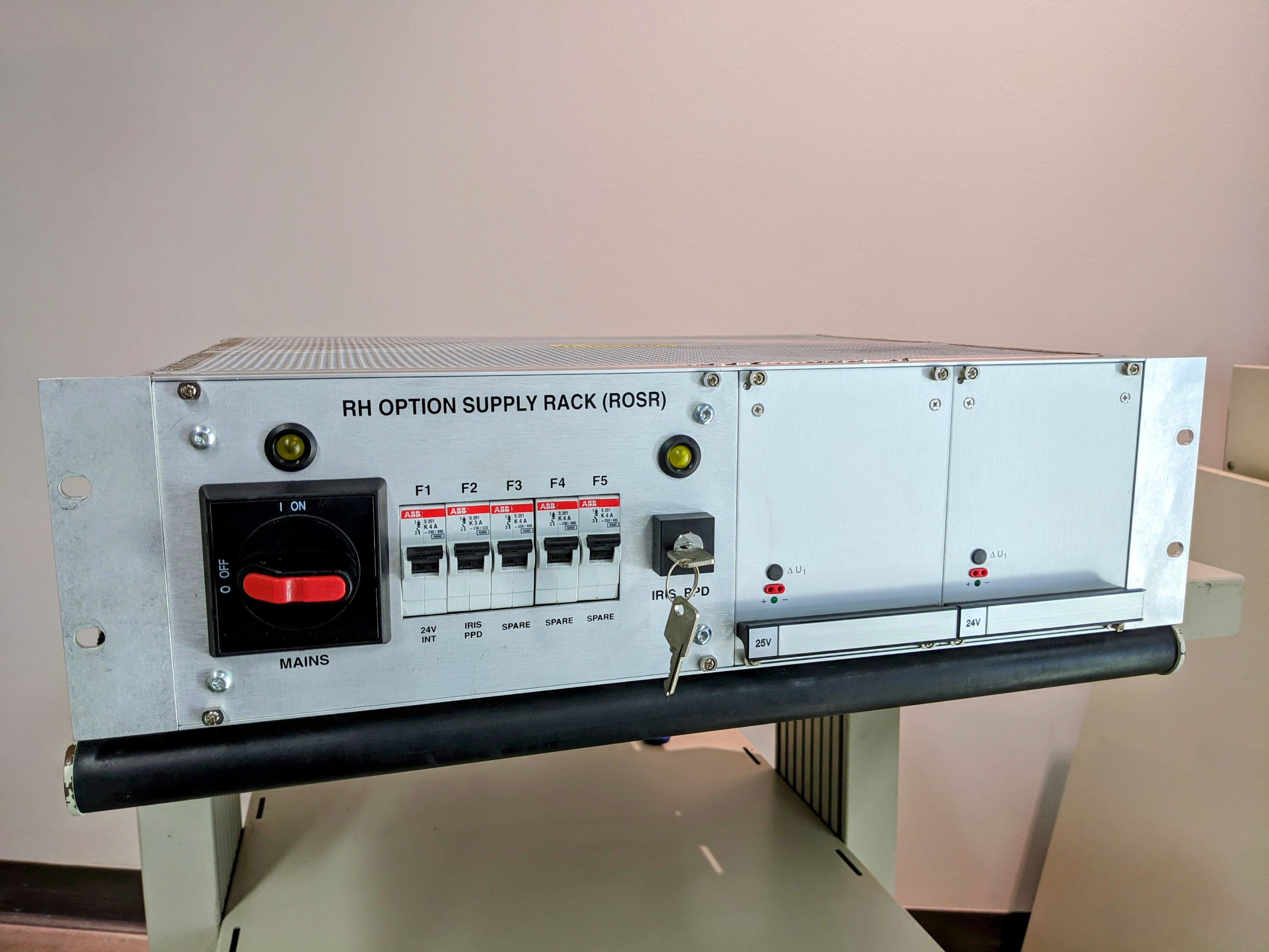 ASML 4022.470.8125 RH Option Supply Rack – Bridge Tronic Global