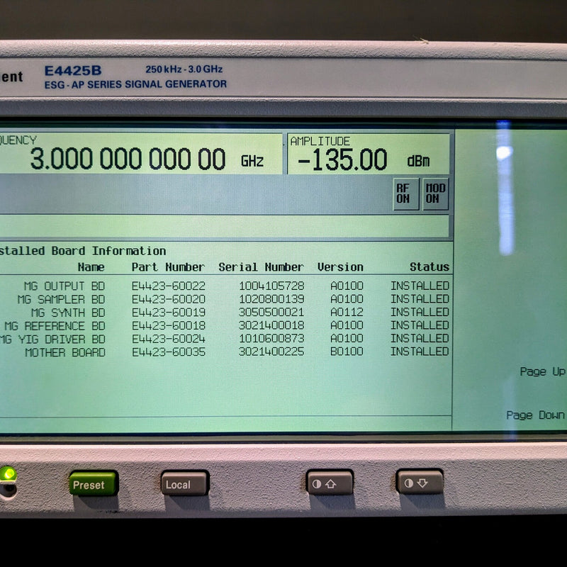 Agilent E 4425 B ESG AP Series Signal Generator