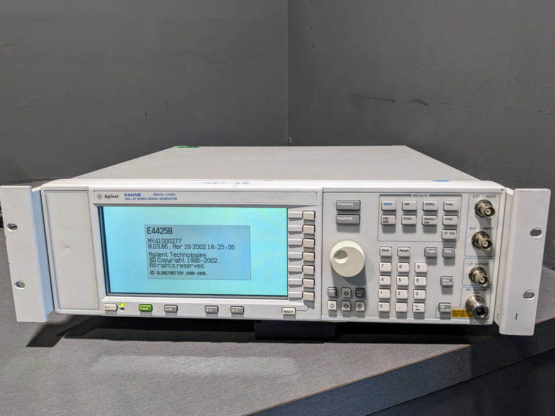 Agilent E 4425 B ESG AP Series Signal Generator