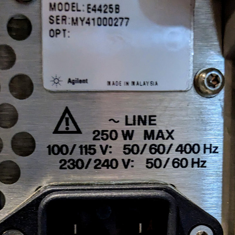 Agilent E 4425 B ESG AP Series Signal Generator