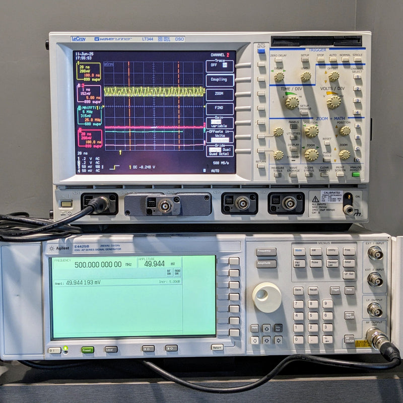 Agilent E 4425 B ESG AP Series Signal Generator