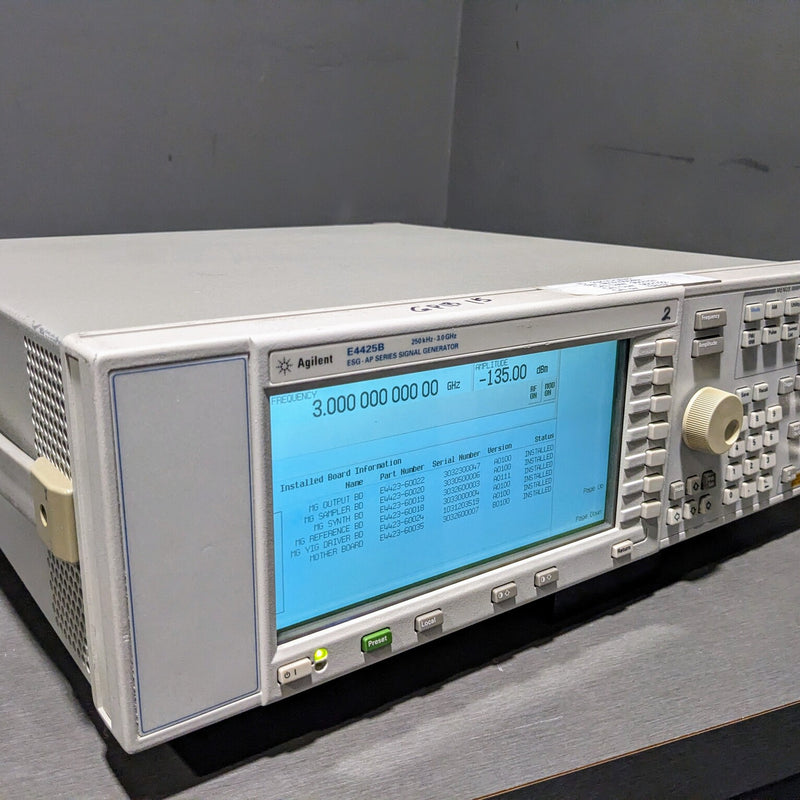 Agilent E 4425 B ESG AP Series Signal Generator