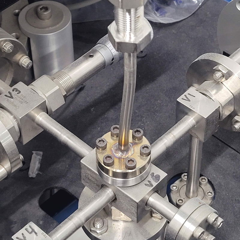 Pernicka 700 H Cumulative Helium Leak Detector