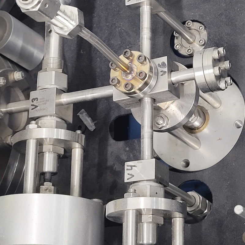 Pernicka 700 H Cumulative Helium Leak Detector