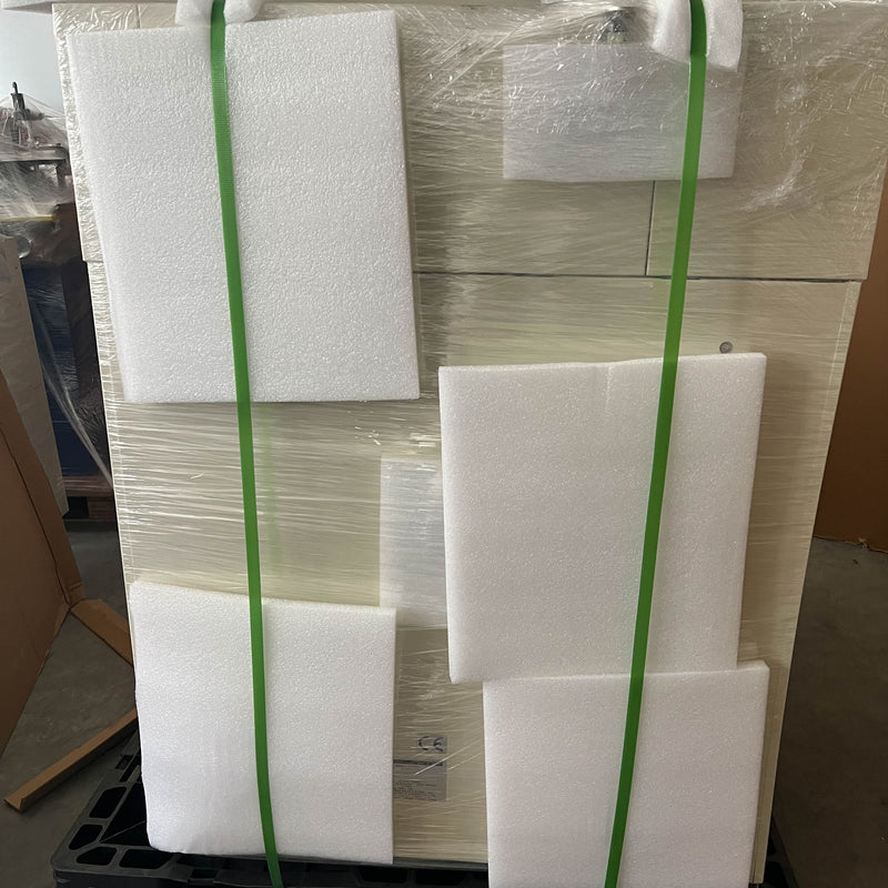 Lintec RAD 2010 M / 12 UV Irradiator