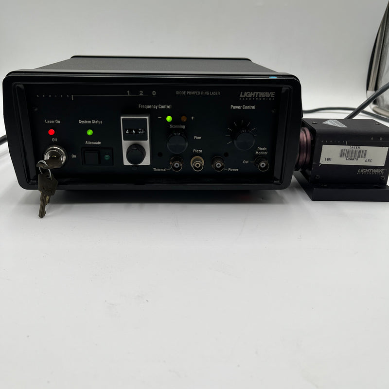 Lightwave Electronics 120 03 Diode Pumped Ring Laser