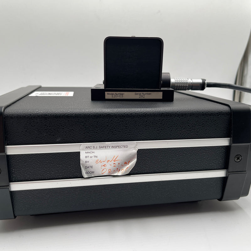 Lightwave Electronics 120 03 Diode Pumped Ring Laser